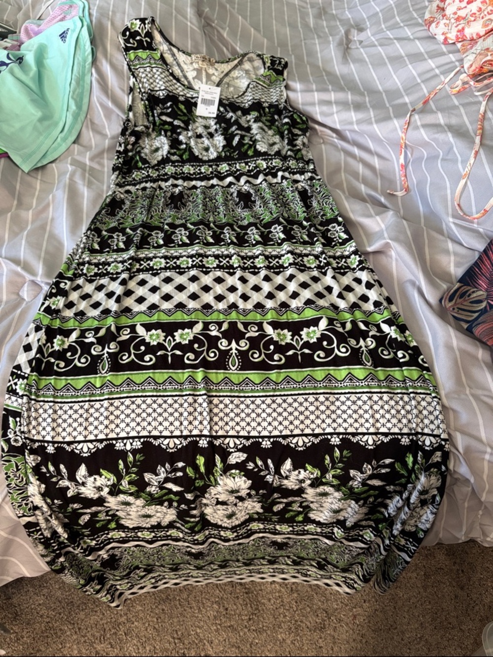 ONE WORLD Black, White & Green Patterned Maxi Dress